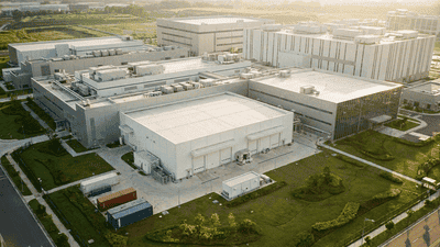 ASML&rsquo;s High-NA EUV Partnership Trio: What Intel, Samsung, and TSMC Gain from the 2026 Deal